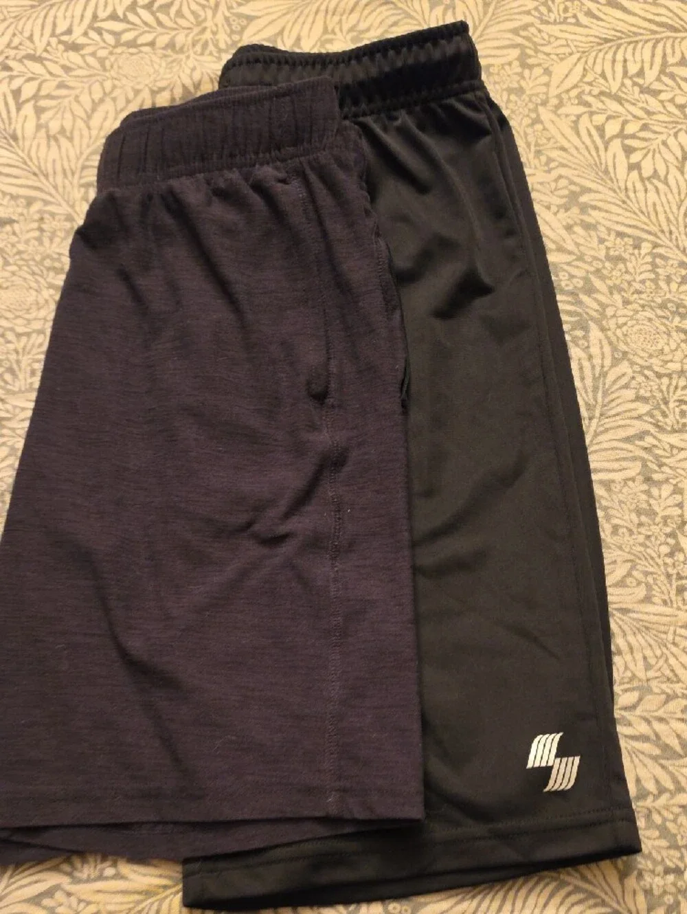 Old Navy pairs soft
